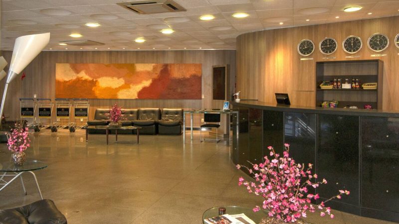 Lobby 1